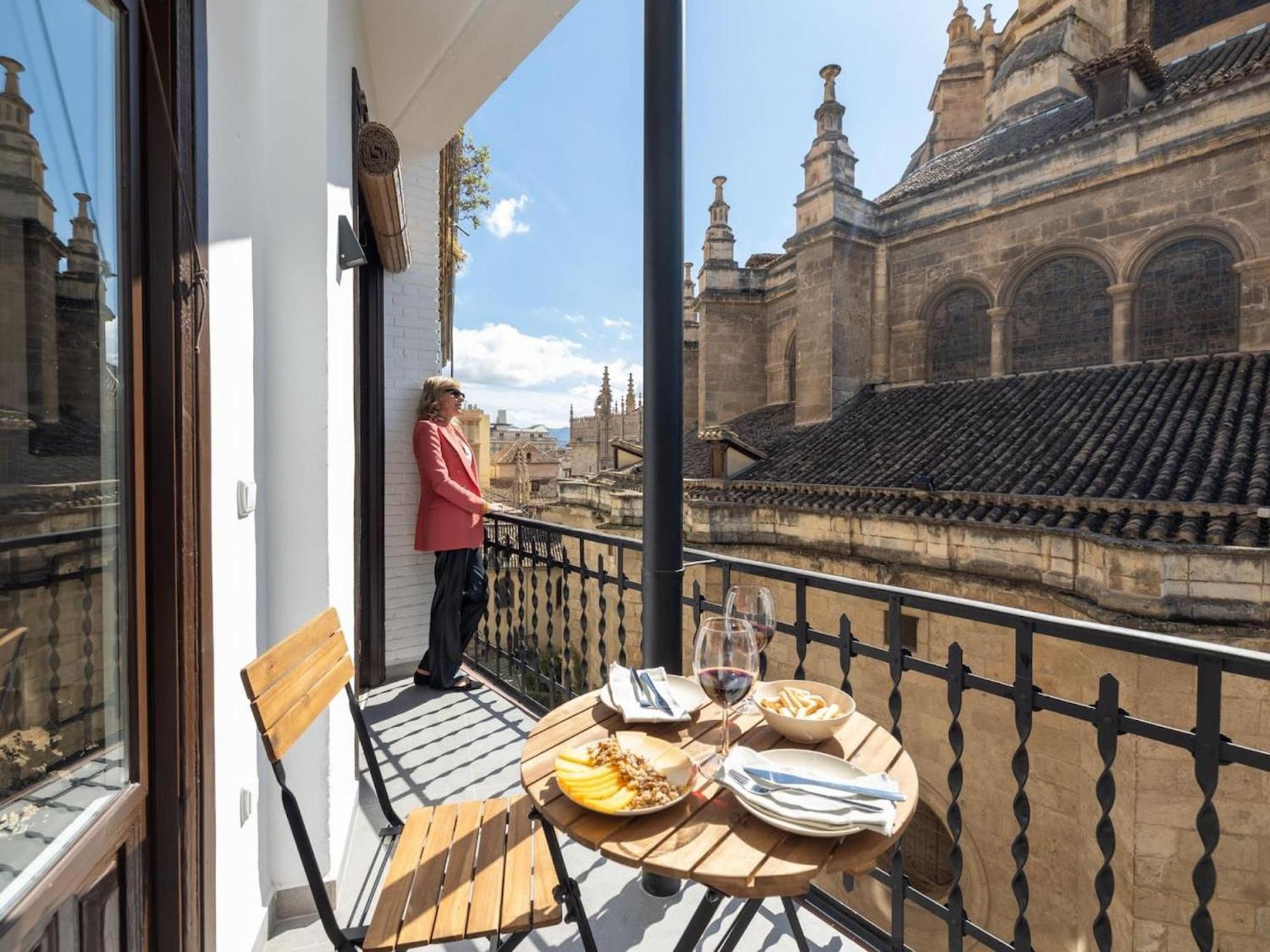Bright And Elegant Gran Via Apartments Granada Exterior photo