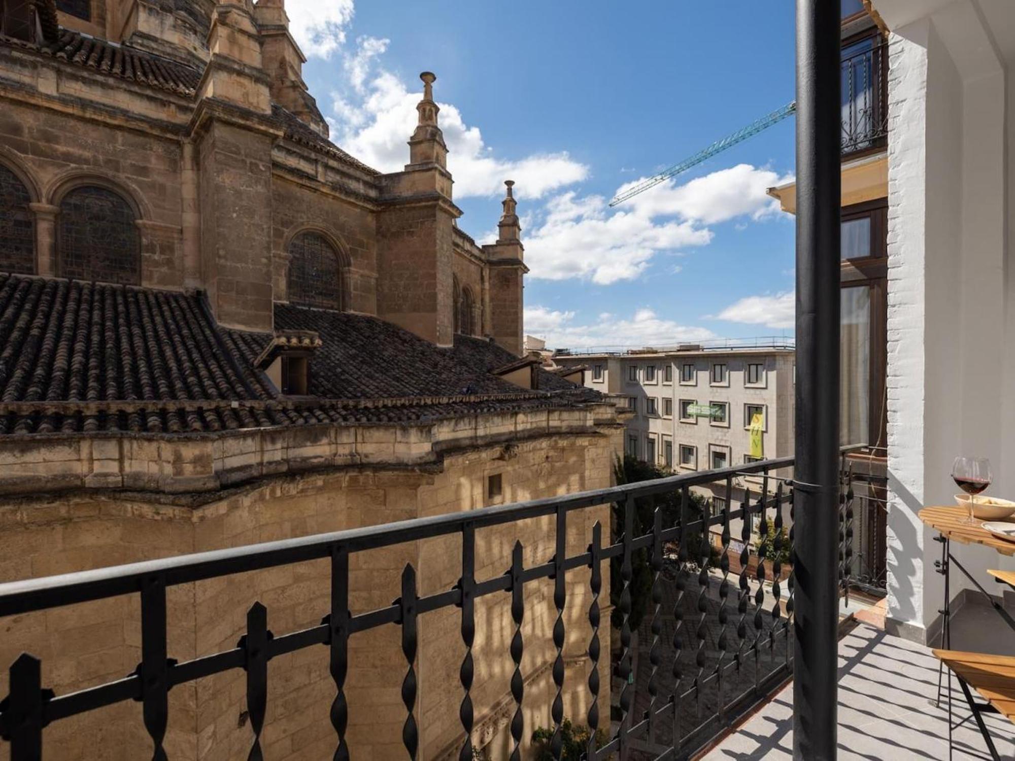 Bright And Elegant Gran Via Apartments Granada Exterior photo